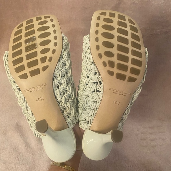 Bottega Veneta Crochet Nappa lambskin - Picture 4 of 6